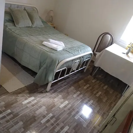 Monoambiente Con Bano Privado, Cocina, Heladera Y Cochera En Pueblo Belgrano Gualeguaychu Exterior photo