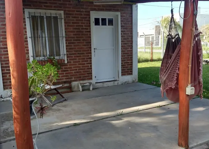 Monoambiente Con Bano Privado, Cocina, Heladera Y Cochera En Pueblo Belgrano