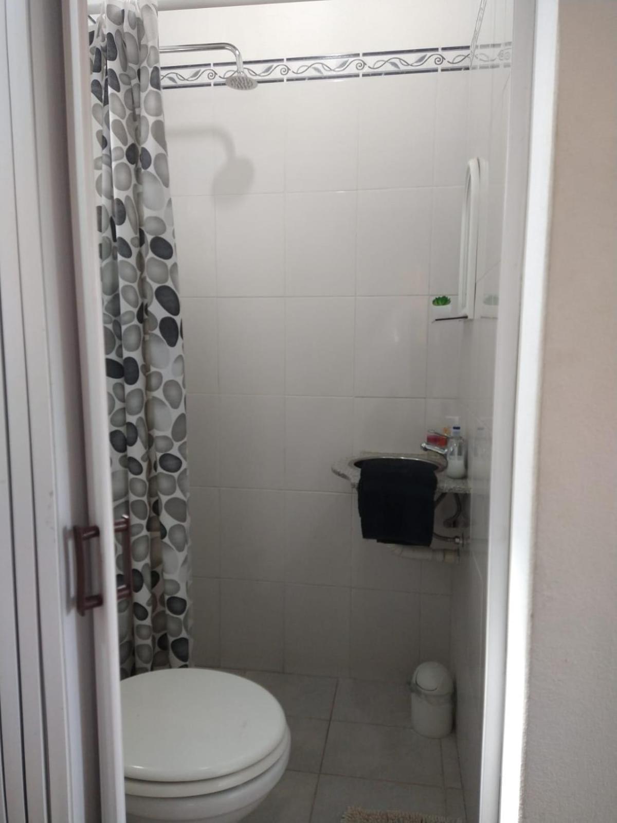 Monoambiente Con Bano Privado, Cocina, Heladera Y Cochera En Pueblo Belgrano Apartment